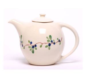 Théière florale vintage avec bec verseur lisse, poignée confortable, corps isotherme, idéale pour servir le thé - Product Image 3