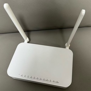 ONU nuevo diseño <span class=keywords><strong>fibra</strong></span> óptica CM8145V5 equipo de doble banda GPON XPON 1GE + 3FE + 1POTS + 2USB 2 antenas precio más <span class=keywords><strong>barato</strong></span> CM8145V5 - Product Image 2