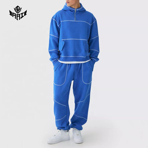 Ensemble de survêtement décontracté deux pièces pour homme, léger et écologique, avec sweat à capuche en molleton et pantalon de jogging, avec surpiqûres contrastées personnalisées - Product Image 1