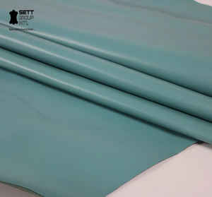 Cuero de vaca de grano completo OEM, color azul claro, 1.1-1.3MM, para fabricación de calzado, decoración del hogar, costura, manualidades, herramientas de cuero de calidad, fiable. - Product Image 1