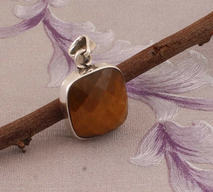 จี้สร้อยคอเงินแท้925อัญมณีตาเสือพร้อมเงินโบราณโรเดียมชุบทองสำหรับวันครบรอบ - Product Image 3