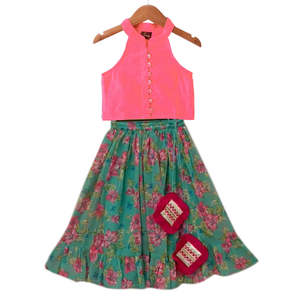 Ensemble Lehenga Chanderi pour femme, vert corail, haut uni sans manches, style doux, col licou, longueur genou, élégant, ethnique, pour soirée - Product Image 1