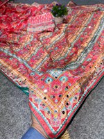 Sari de seda Chinon de diseñador TENNECY con borde de ribete, borlas Latkan, auténtico trabajo de espejo, reversible, sin arrugas, largo hasta el tobillo, para fiesta