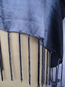 Elegante Chal Largo de Seda Satinada para Mujer, Color Sólido, Accesorio de Moda Multifuncional para Todas las Temporadas - Product Image 2