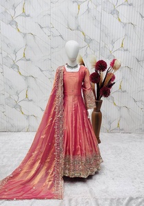 ชุดเดรส Anarkali คุณภาพเยี่ยม พร้อมกางเกงและผ้าคลุมไหล่ สำหรับเด็กผู้หญิง ชุดพื้นเมืองสำหรับงานแต่งงาน จาก Samp Corporation - Product Image 3