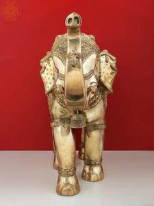 Elefante de Latón de 25 Pulgadas, Bellamente Hecho a Mano, con Detalles Intrincados Grabados, Elegante Estilo Art Deco Antiguo, Entrega Rápida - Product Image 3