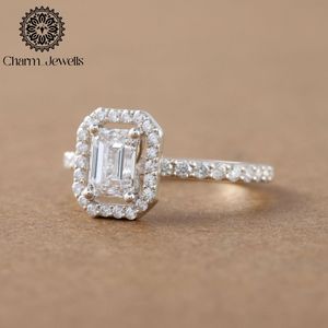 Bague de fiançailles classique pour femme en argent plaqué or rose avec moissanite taille coussin, sertie de griffes, certifiée IGI 3, de Charm Jewells - Product Image 6