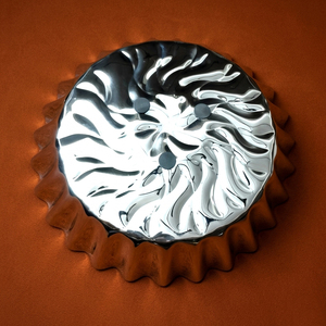 Luxury Metal Fluted <b>Decorative</b> <b>Plate</b> Wave Pattern Chocolate Tray Elegant Silver Fruit Bowl Centerpiece For Table Decoration - Product Image 5