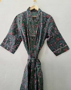 ชุดกิโมโนผ้าฝ้ายพิมพ์ลายด้วยมือระดับพรีเมียมสำหรับผู้หญิง ฤดูร้อน ลายดอกไม้สีเขียวเข้ม สง่างาม ยาว เป็นมิตรกับสิ่งแวดล้อม ระบายอากาศได้ดี ปรับขนาดได้ - Product Image 5