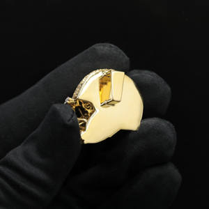 Colgante de Aleación Chapado en Oro para Hombre, Estilo Hip Hop, con Diamantes CZ Personalizados, Diseño Royal Vanguard, Ideal para Regalo/Fiesta - Product Image 6