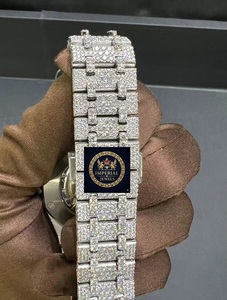 Montre mécanique automatique de luxe en moissanite avec miroir saphir et diamants incrustés pour homme - Product Image 2
