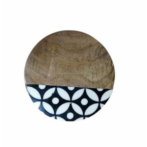 Dessous de verre circulaire au design unique en bois de manguier et résine Tapis de décoration de table pour la cuisine à domicile pour les mariages - Product Image 3