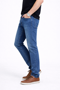 Jeans de mezclilla clásicos Indigo Comfort Stretch para hombre, corte ajustado, vaqueros azules informales para el día a día, tela duradera de mezcla de algodón - Product Image 2