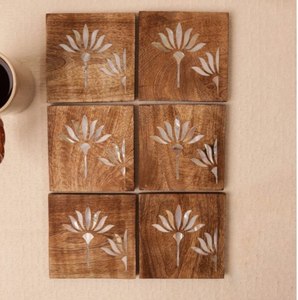 Ensemble de sous-verres en bois tendance avec incrustation florale en nacre, design oriental, tapis et dessous de plat, décoration de table, set de table - Product Image 1