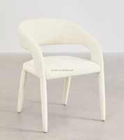Chaise longue rembourrée en tissu assemblé chaise de cuisine empilée couvertures arrière hôtel de luxe maison chaise de repos utilisée