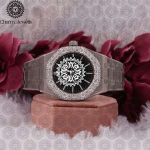 Reloj de Lujo para Mujer Charm Jewels, con Incrustaciones de Diamantes, Caja Rectangular de Acero Inoxidable, Esfera Analógica de 38 mm, Cierre Plegable - Product Image 1
