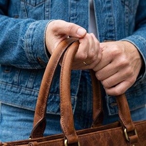 Royal Leather Industries กระเป๋าหนังแท้คุณภาพสูงทำด้วยมือช่องซิปเปิดขนาดใหญ่ - Product Image 2