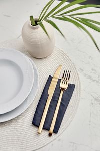Services de Couverts en Acier Inoxydable de Luxe Ultra Premium pour Événements Prestigieux – Style Européen Durable, Art de la Table Mondial - Product Image 3