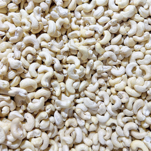 เม็ดมะม่วงหิมพานต์เวียดนามแท้ ยี่ห้อซานติโก้ คาจู บาดัม นัทส์ เคอร์เนลส์ - Product Image 1