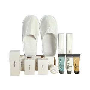 Set de Artículos de Aseo para Huéspedes, Esenciales para Habitaciones de Hotel, Productos de Cuidado Personal y Colección de Amenidades Ideales para Viajes - Product Image 1