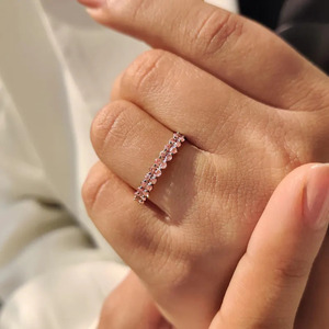 Bague de mariage en diamant de laboratoire taille ovale, bague CVD rose en or massif, bague de fiançailles empilable, cadeau d'anniversaire pour elle - Product Image 6