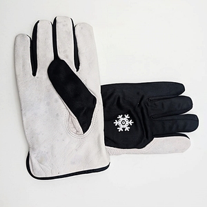 Guantes de Trabajo de Cuero, Negros y Blancos, ANSI/ISEA, Nivel de Corte 1, Ligeros, Resistentes a la Abrasión, de Uso General, con Orificio para el Pulgar - Product Image 3