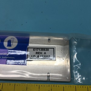 แผ่นปิดรูรับแสง VARIAN E17135630 แบบแบน, โค้ง - อุปกรณ์และอะไหล่เซมิคอนดักเตอร์ระดับโลกที่เชื่อถือได้ - Product Image 4