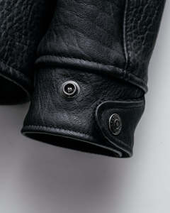 Chaqueta de moto de cuero genuino negro para hombre con cierre de cremallera y bolsillos, cuello vuelto, corte regular, para otoño e invierno. - Product Image 6