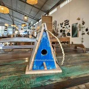 Nichoir pour oiseaux en bois recyclé, fait main, durable, en forme de bateau, couleur bois vieilli, cage à oiseaux originale, pour petits oiseaux d'extérieur - Product Image 2