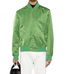 Blouson bomber en satin vert pour homme, coupe classique, couleur unie, col rabattu, fermeture boutonnée, style décontracté d'automne - Product Image 1