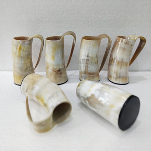 Mug Viking en corne de bœuf naturelle de qualité supérieure, tasse médiévale en corne d'ox pour bière et hydromel - Product Image 2