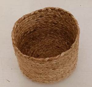 Panier de rangement en jonc de mer tressé à la main avec couvercle, faible MOQ, organisateur décoratif en herbe de jute tressée avec poignée, décoration naturelle pour la maison, OEM ODM - Product Image 3