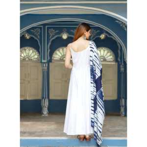 Conjunto de Traje de Satén Blanco de Verano, Talla XS - Product Image 4