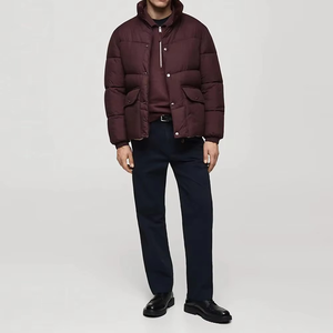 Blouson matelassé bordeaux pour homme, manteau d'hiver utilitaire avec col montant, fermeture à boutons-pression et poches à rabat, blouson matelassé oversize - Product Image 5