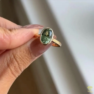 Elegant Green Gemstone <b>Ring</b> With Minimalist Gold Band And Modern Bezel Setting Design For Women - Product Image 3