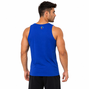 Bordes impecables y tela suave que brindan comodidad para la camiseta sin mangas para hombre, con tejido transpirable para actividades al aire libre y rutinas diarias. - Product Image 3