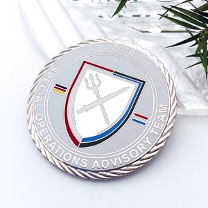 Moneda de desafío conmemorativa coleccionable personalizada - Product Image 6