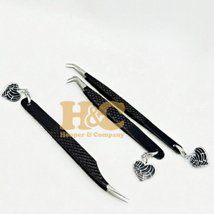 Premium Quality Tweezers With Heart Stainless Steel Charm Tweezer Sustainable Curved Eyelash Extension Tweezers <b>Strong</b> Grip - Product Image 1