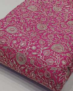 Tissu en gros pour broderie, tissu perlé, tissu en dentelle, tissu en maille pour la fabrication de kaftans et abayas, fourniture et exportation - Product Image 4
