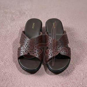 Sandalias Antideslizantes con Estampado de Moda, Servicio OEM, Diseño Moderno, Hechas en Pakistán, Gran Venta - Product Image 5