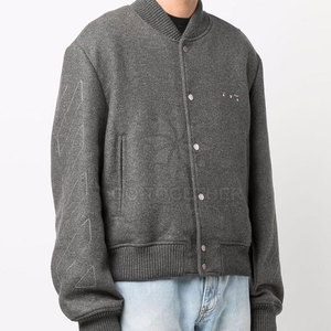 Chaqueta Letterman Premium para Mujer, Diseño Elegante, Ajuste Cómodo para Uso Casual y Conjuntos de Moda Diaria - Product Image 3