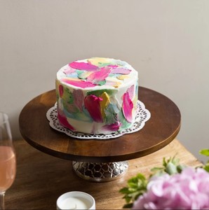 Support à gâteau en bois de manguier fait main de luxe pour la Saint-Valentin, Noël, Halloween et le Nouvel An - Directement de l'usine - Product Image 4