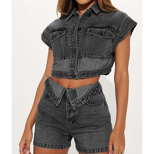 ชุดเดนิมสองชิ้นสำหรับฤดูร้อน ลดราคาพิเศษ ตัดเย็บตามสั่ง ลายเรียบ เสื้อและกางเกงขาสั้น คุณภาพสูงสำหรับผู้หญิง - Product Image 1