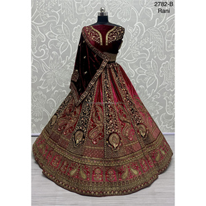 ชุดเจ้าสาวอินเดียกำมะหยี่คอลเลกชันสำหรับเจ้าสาวกับงาน zarkhan โดย fabzone - Product Image 5