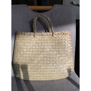 Bolso de playa de paja tejido a mano, estilo básico, de moda, para mujer, de fábrica de Vietnam - Product Image 3