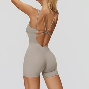 Combinaison pour femmes, ensemble 2 pièces, short de sport, ensemble de yoga, vêtements de sport une pièce, tenue de sport push-up, vêtements de fitness extensibles - Product Image 6