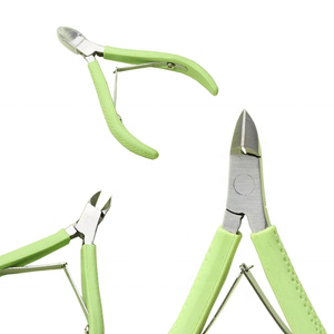 Vente en gros de pinces à cuticules professionnelles Poussoir à cuticules pour ongles Équipement de beauté pour le visage Coupe-cuticules - Product Image 6