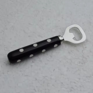 Abridor de Botellas Profesional de Aluminio de Alta Resistencia, Multifuncional, con Diseño Personalizable para la Industria Hotelera - Product Image 5