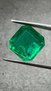 Émeraude naturelle de 12 carats, provenant de la mine zambienne, de forme octogonale, vert intense, pierre précieuse pour bague de luxe, pendentif, bijoux personnalisés - Product Image 3