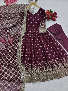 Robe Anarkali brodée marron, longue jusqu'au sol, avec dupatta, tenue de mariage traditionnelle indienne et pakistanaise pour femmes - Product Image 3